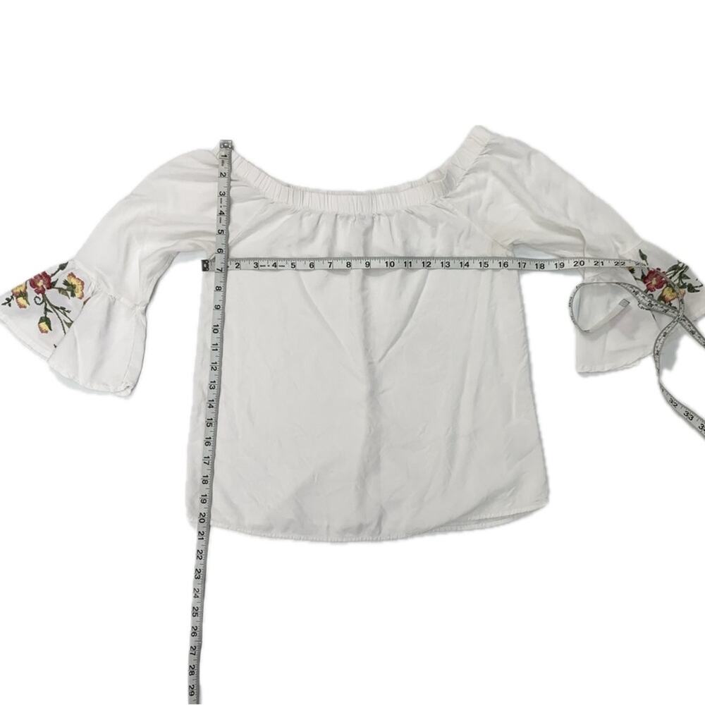 White Off the Shoulder Top - Picture 7 of 12